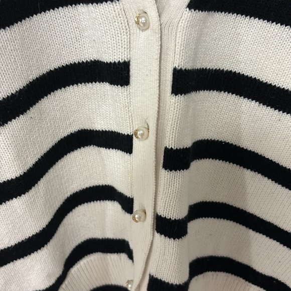 Ralph Lauren striped cardigan with pearl buttons - Picture 3 of 3
